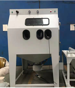 無錫迪砂非標定制三工位推車轉盤加壓式噴砂機！省時省力!操作簡單